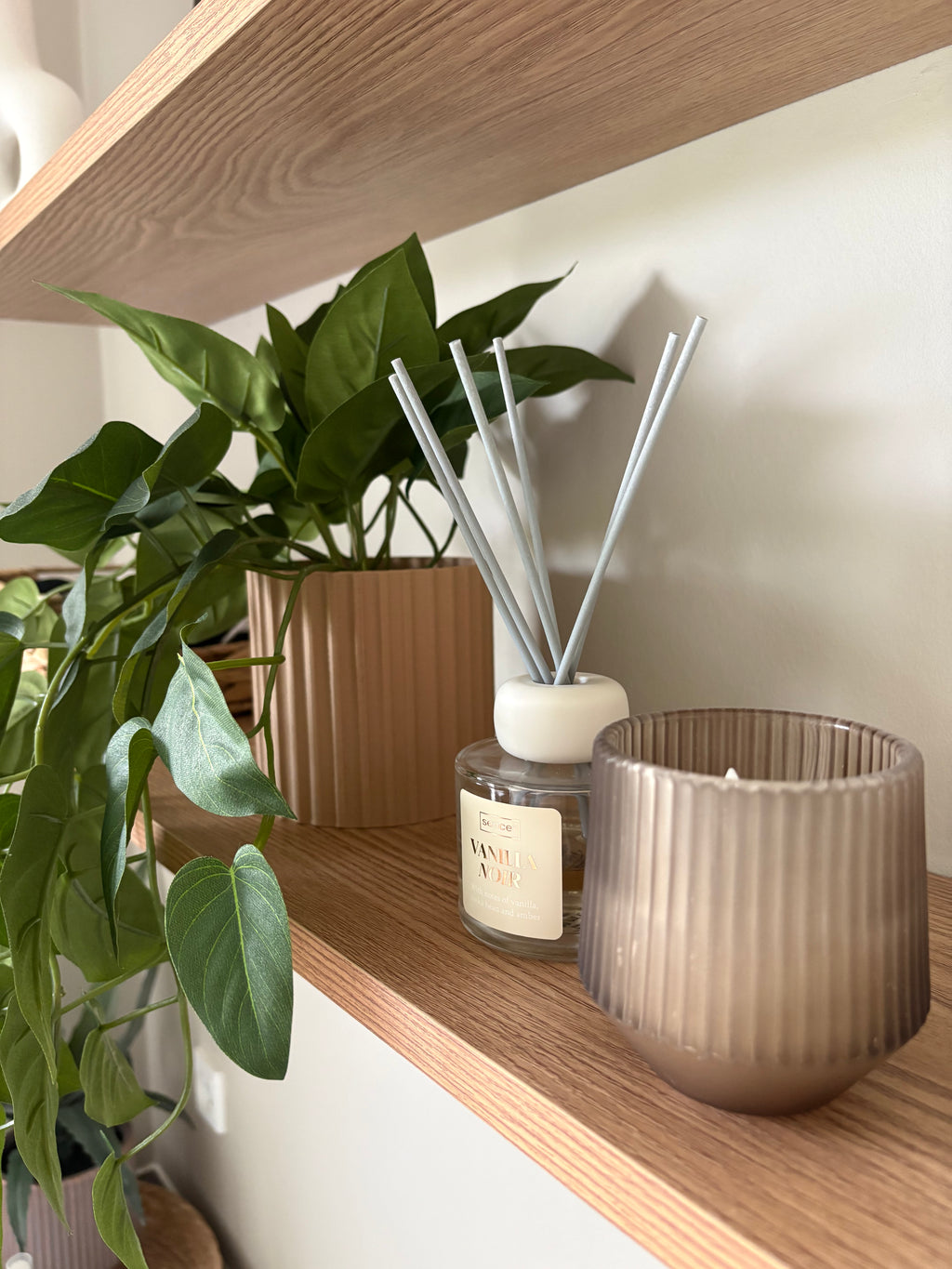 VASE01
